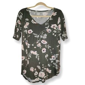 🔴 3/$10 Maurice’s 24/7 tunic tee. Sz medium.